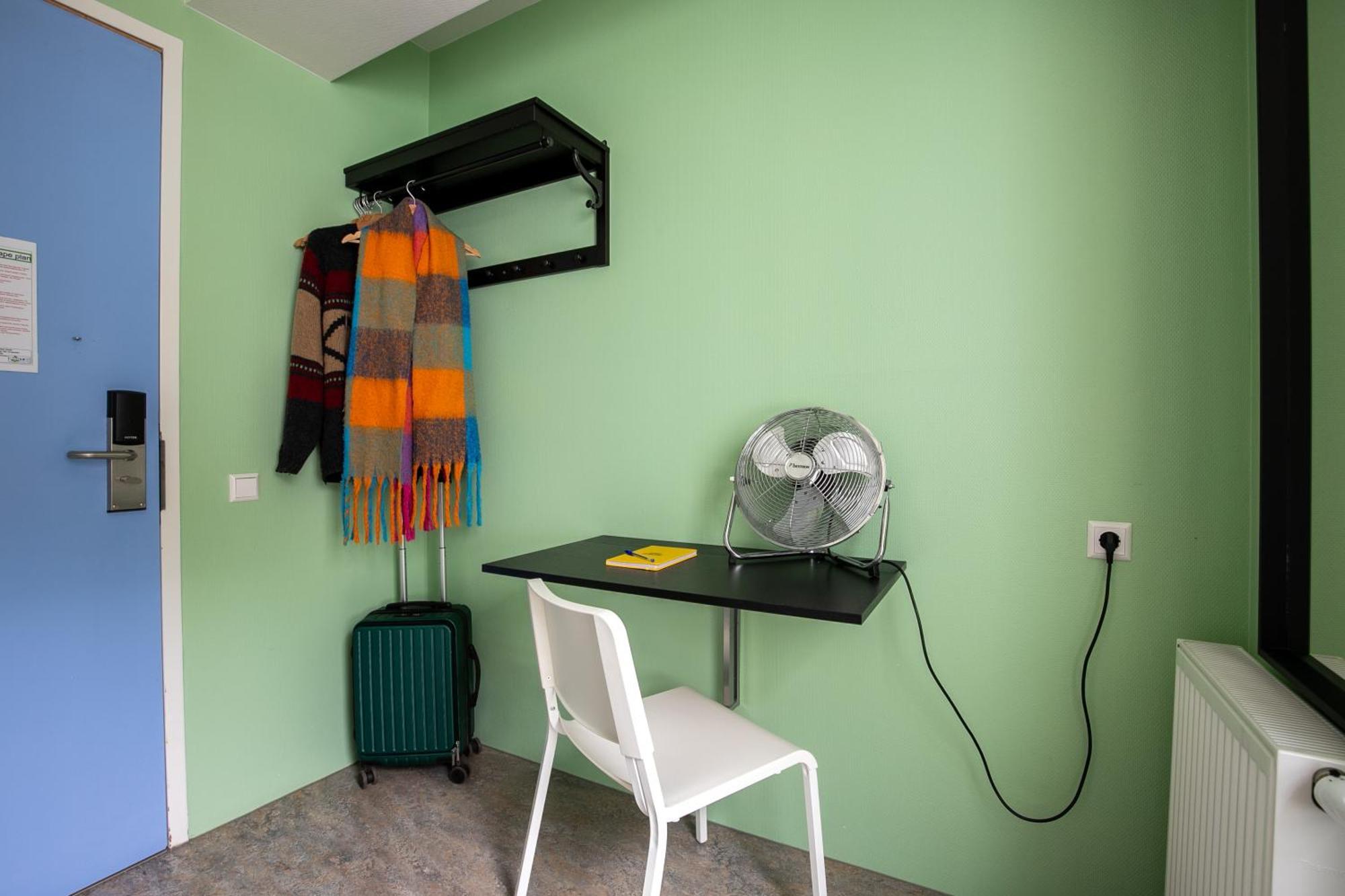 Hans Brinker Hostel Amsterdam Ngoại thất bức ảnh